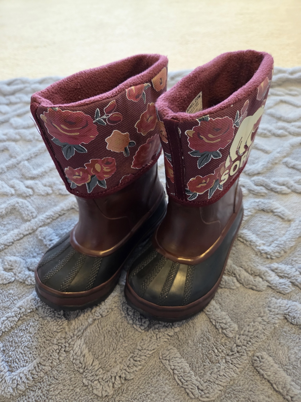 Size 9 Toddler, Girls Sorel Burgundy Boot With Fleece Liner